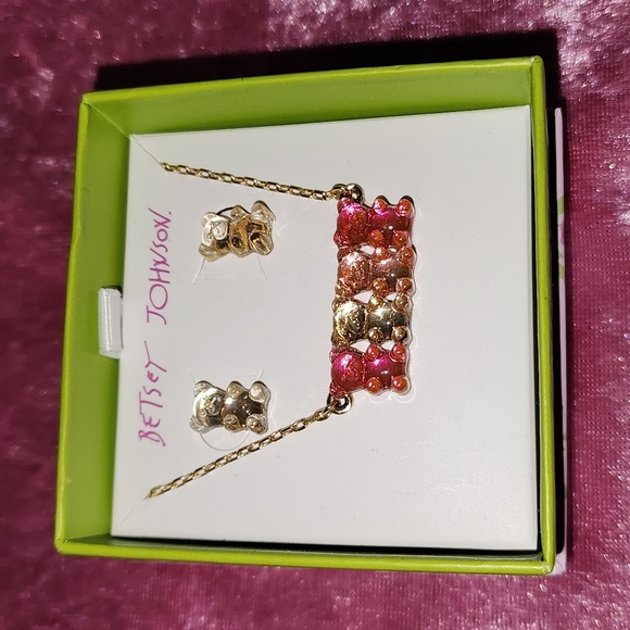 ✨️🐻‍❄️🐻NWT BETSEY JOHNSON BEAR 🐻‍❄️✨️EARRINGS / MATCHING NECKLACE✨️🐻‍❄️🐻 - Picture 3 of 11